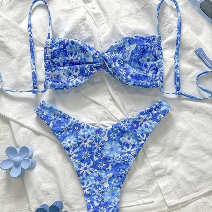 Damen Triangel-Bikini mit floralem Design und verspielten Rüschendetails Drune