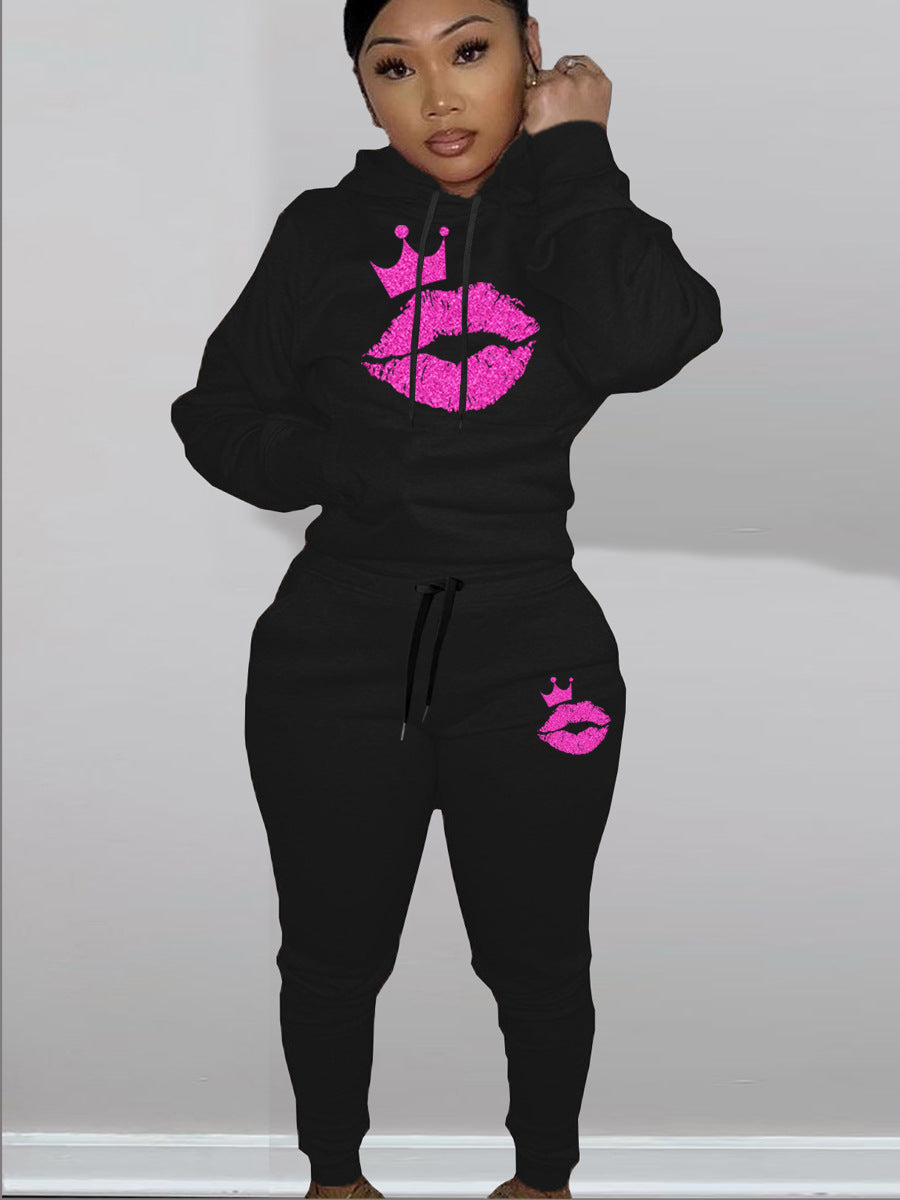 Damen Kapuzen-Pullover und Jogginghose Set mit auffälligem Lippenmotiv und Krönchen Drune