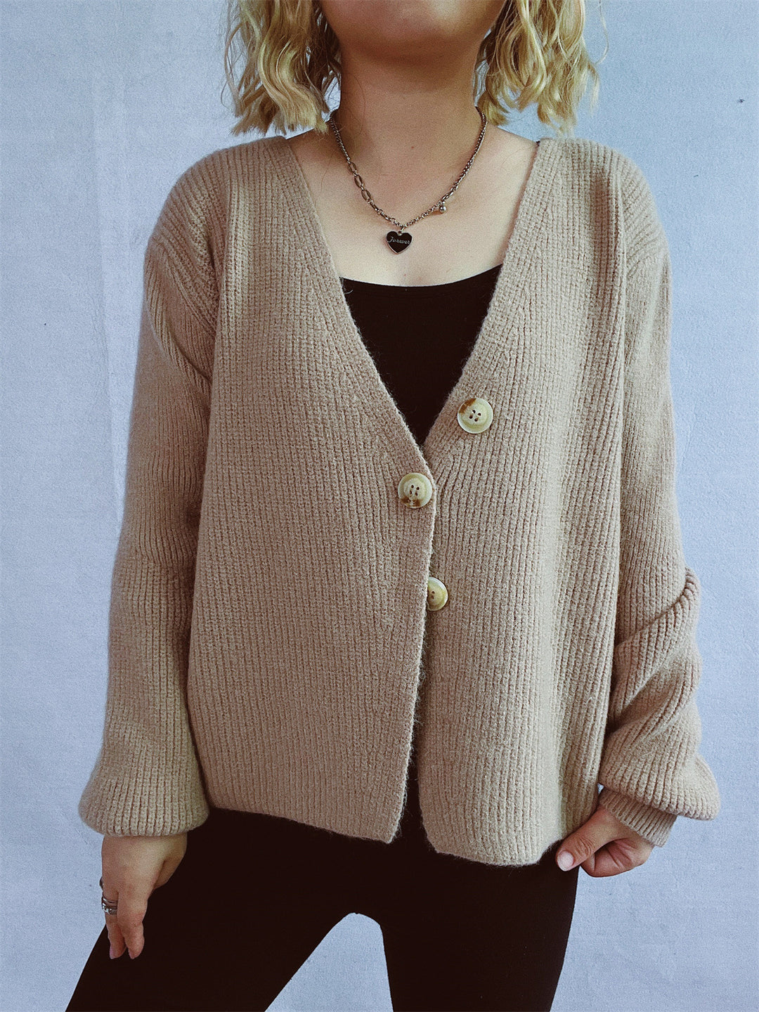 Damen gemütliche Strickjacke mit großen Knöpfen und strukturiertem Design Drune