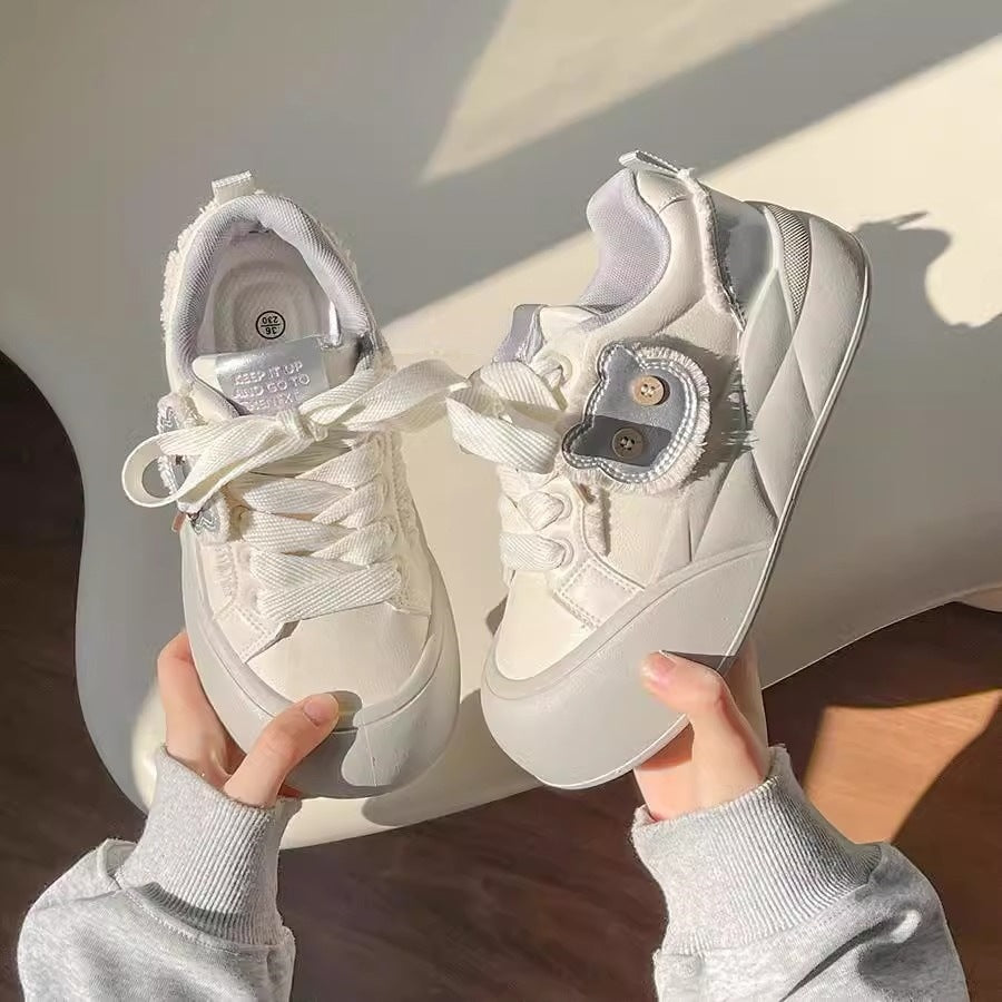 Damen Trendige Sneakers mit einzigartigem Blumen-Detail Drune