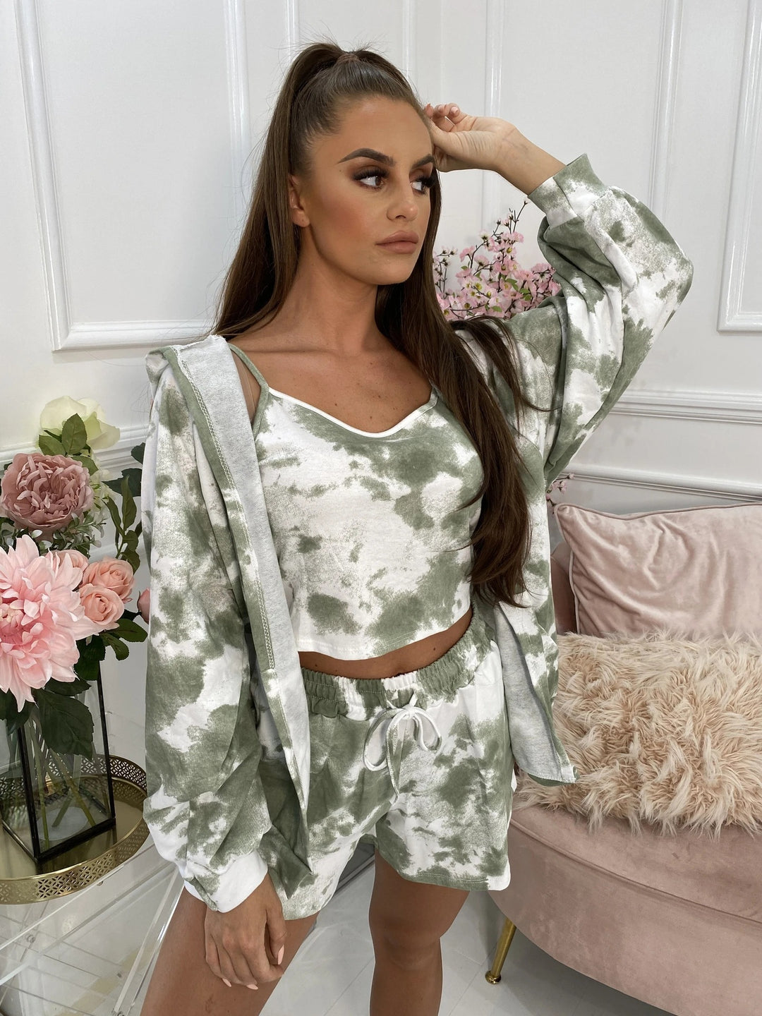 Damen Freizeit Set mit kurzem Oberteil und lässiger Shorts Drune