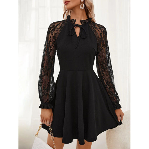 Damen Kleid mit Spitzenärmeln und Taillenschnitt Drune