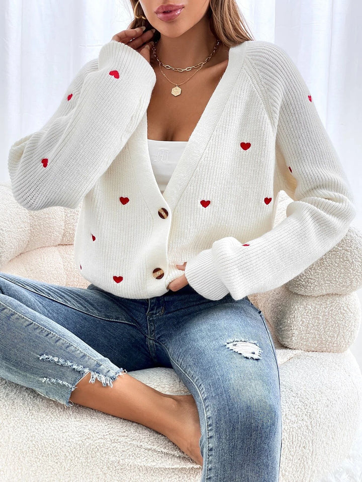 Damen Strickjacke mit Herzapplikationen und Knopfverschluss Drune