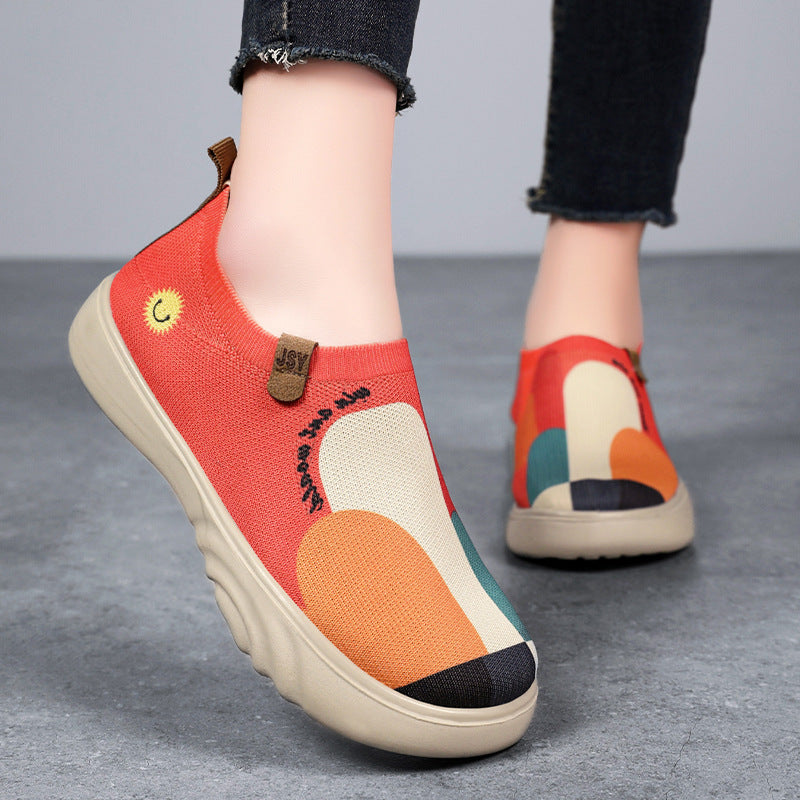 Damen nan gestrickter Slip-On Sneaker mit verspielter Stickapplikation und stoßdämpfender EVA-Plateausohle Drune