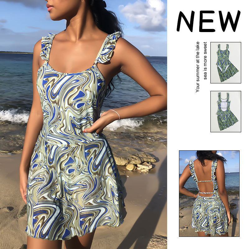 Damen Wickelkleid mit verspielten Rüschendetails und elegantem Muster Drune