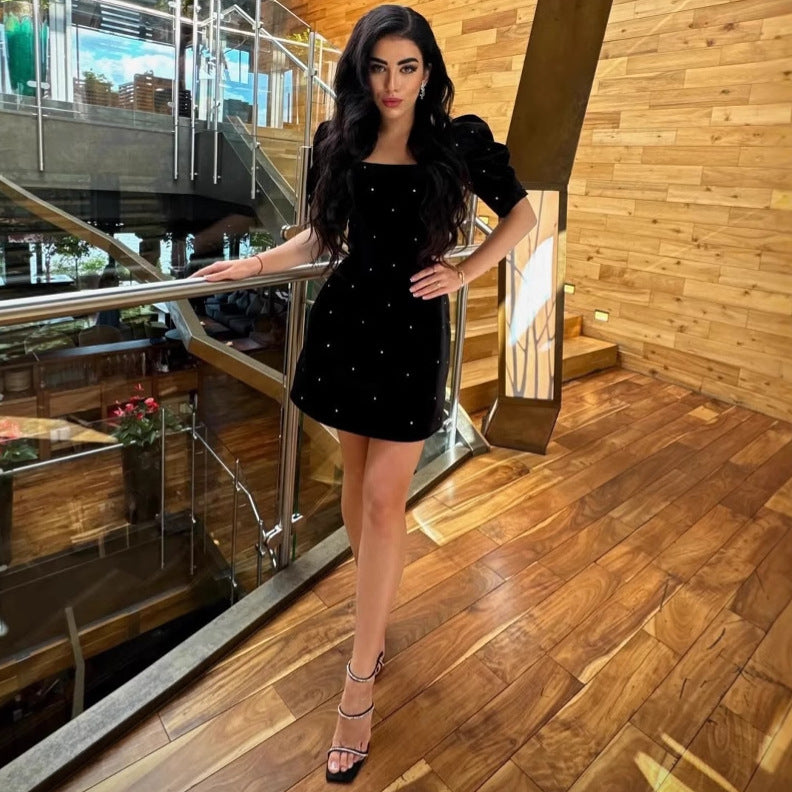 Damen Samtkleid mit Puffärmel und glitzernden Details Drune