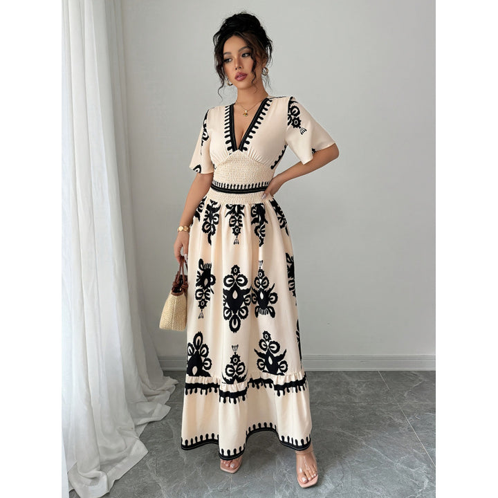 Damen Maxikleid mit einzigartiger Stickerei und Rüschen Drune