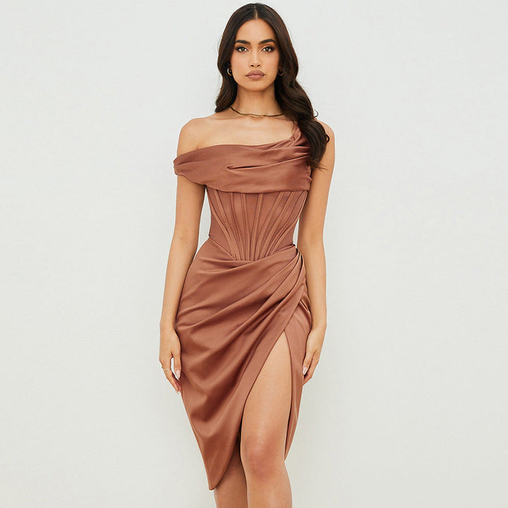 Damen Figurumspielendes Cocktailkleid mit asymmetrischem Schnitt und hohem Schlitz Drune
