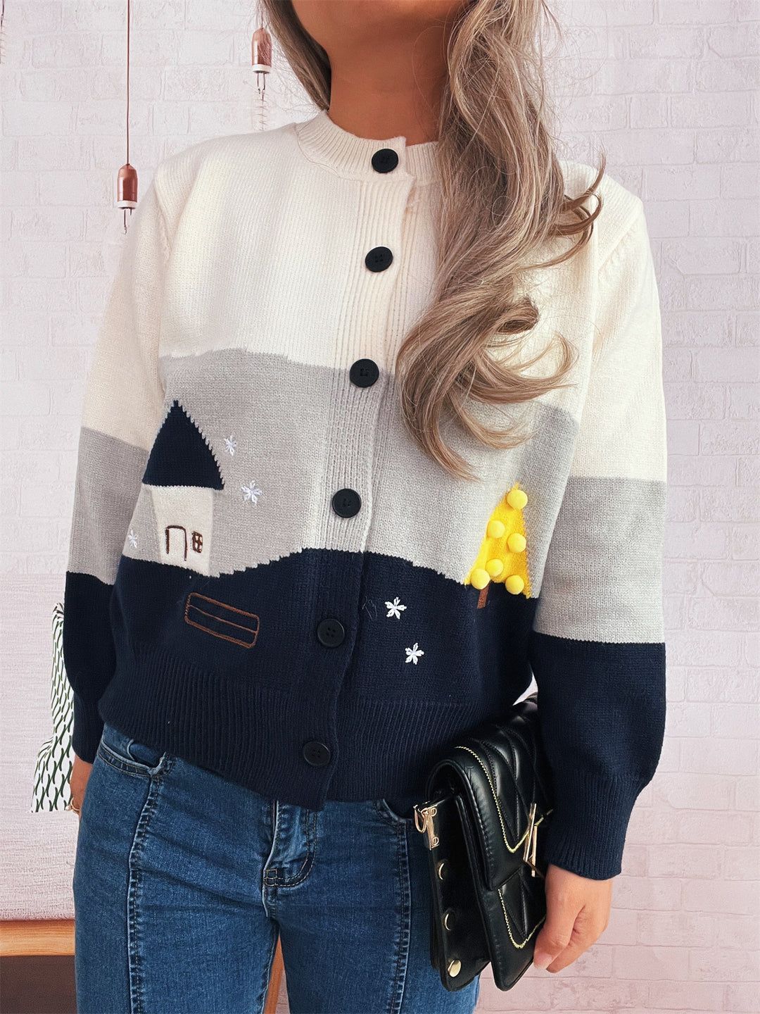 Damen Strickjacke mit festlichem Motiv und Knopfdetails Drune