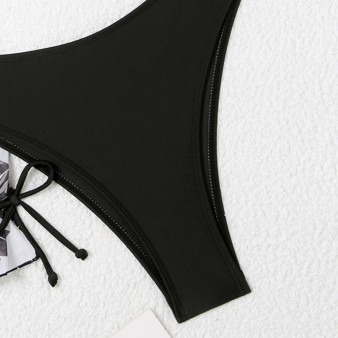 Damen Triangel-Bikini mit elegantem Wickelrock Drune