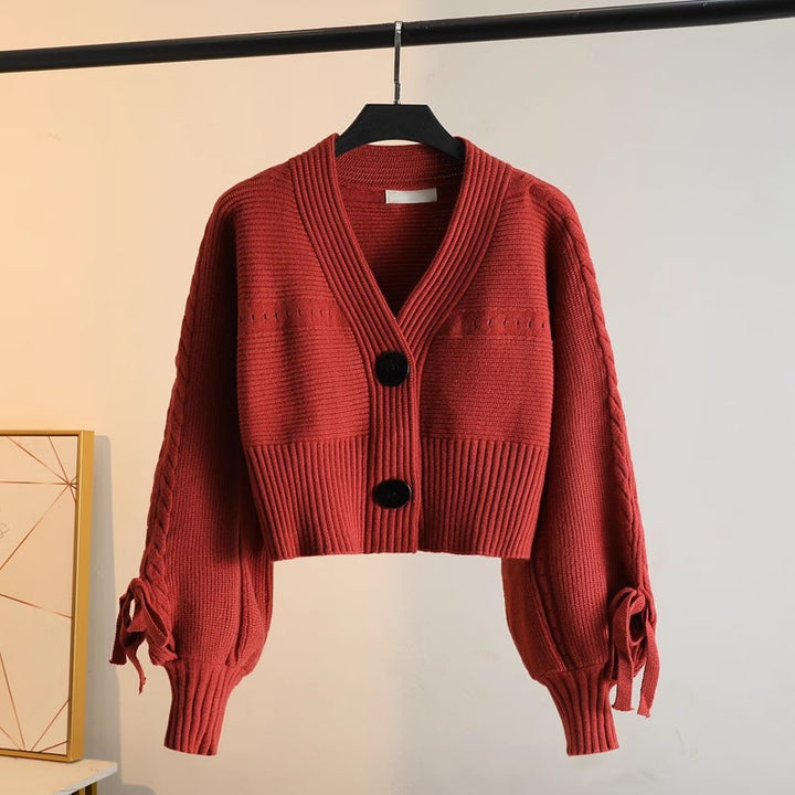 Damen modischer cropped Cardigan mit eleganten Knopfdetails und einzigartiger Rippstruktur Drune