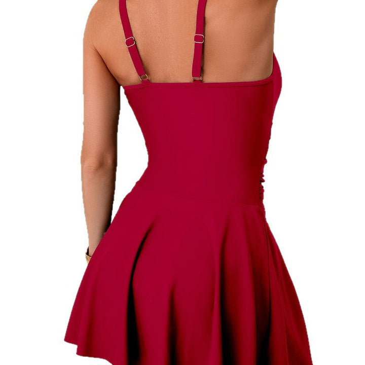 Damen Tankini mit figurbetontem Rock und sportlichem Oberteil Drune
