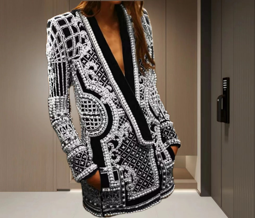 Damen Elegante Strickjacke mit funkelndem Perlenbesatz Drune
