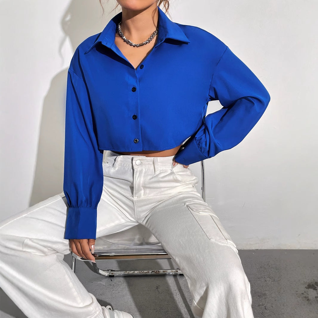 Damen cropped Hemdjacke mit modernen Knopfdetails und eleganten Puffärmeln Drune
