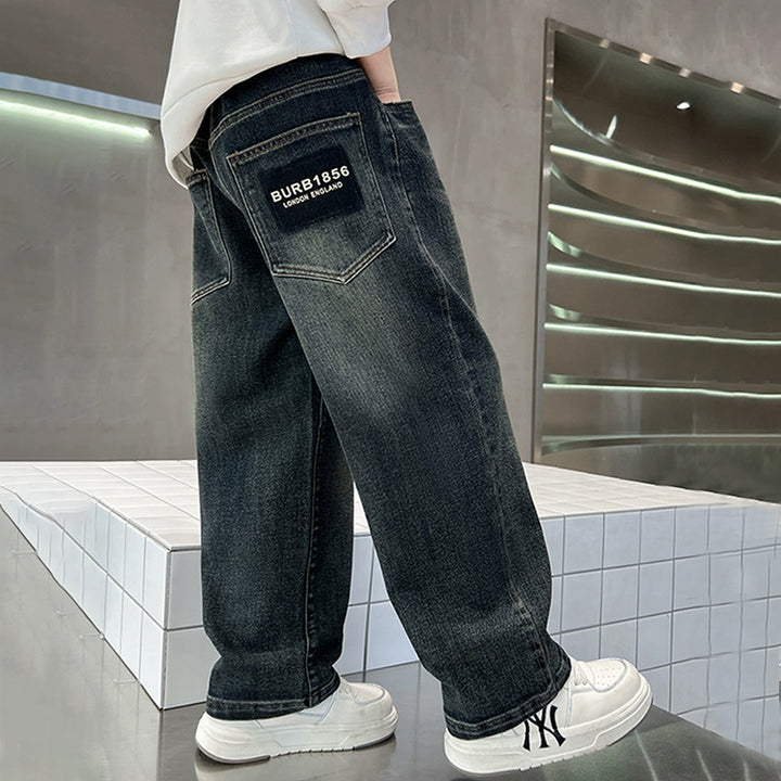 Unisex weite Jeans mit auffälligen Patches Drune
