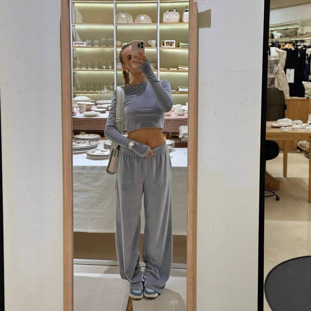 Damen Sportliches Set aus cropped Oberteil und weiten Hosen Drune