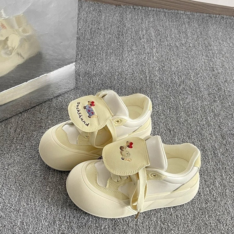 Damen Verspielte Sneakers mit tierischen Applikationen und komfortablem Klettverschluss Drune