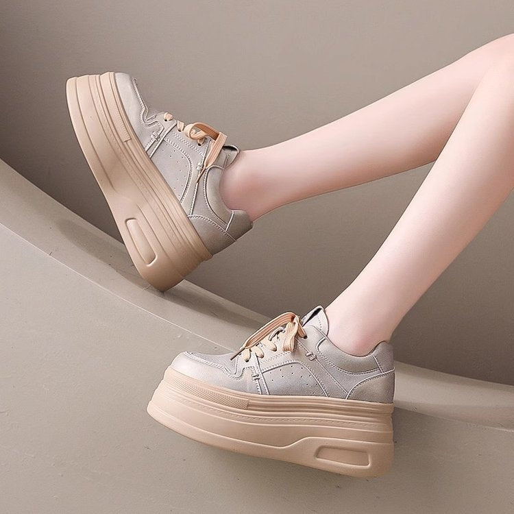 Damen Plateausneaker mit robustem Obermaterial und modischer Schnürung Drune