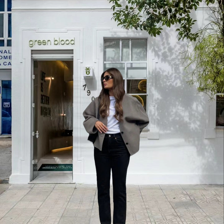 Damen kurze Strickjacke mit eleganten Knöpfen und weitem Schnitt Drune