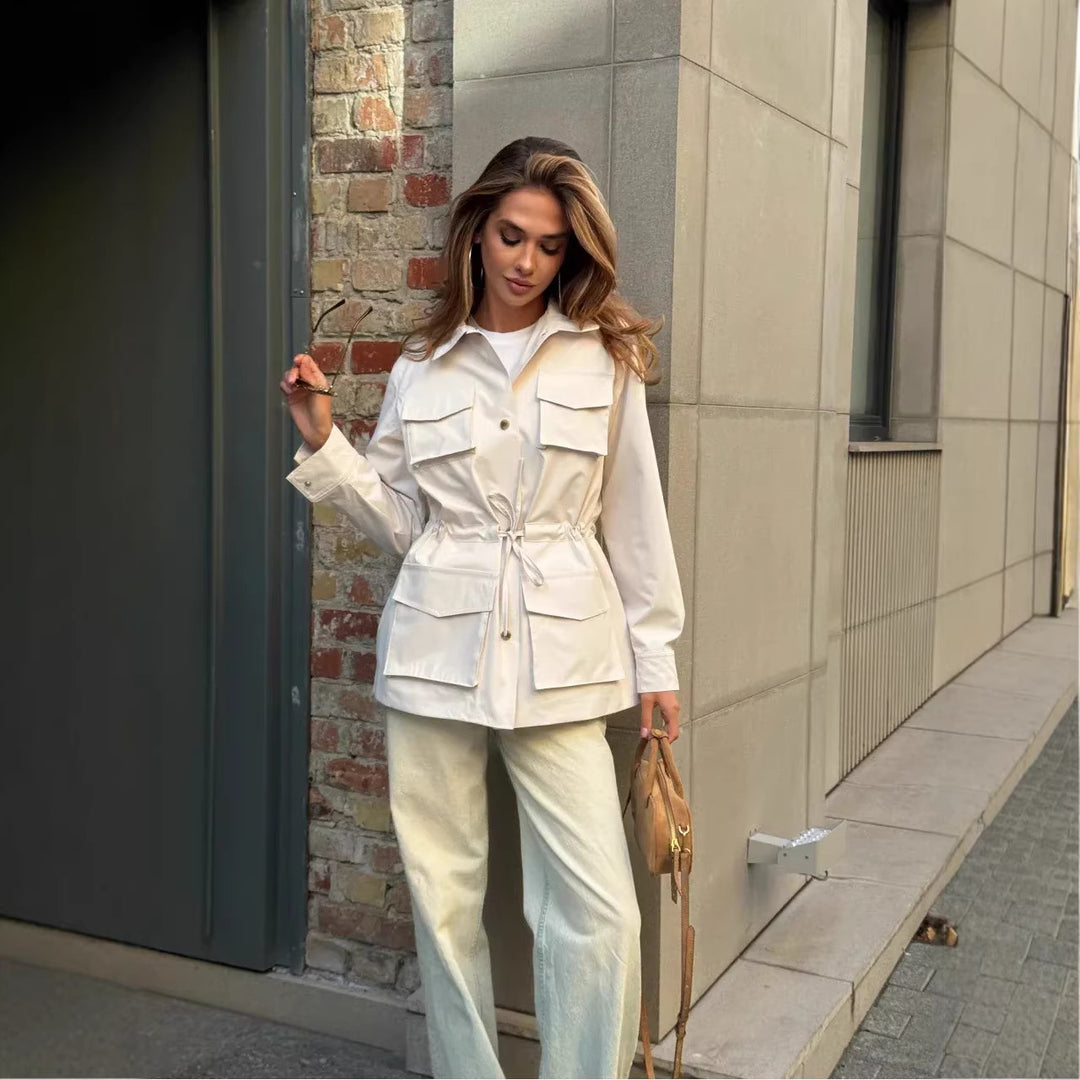 Damen modische Utility-Jacke mit verstellbarem Taillenzug und aufgesetzten Taschen Drune