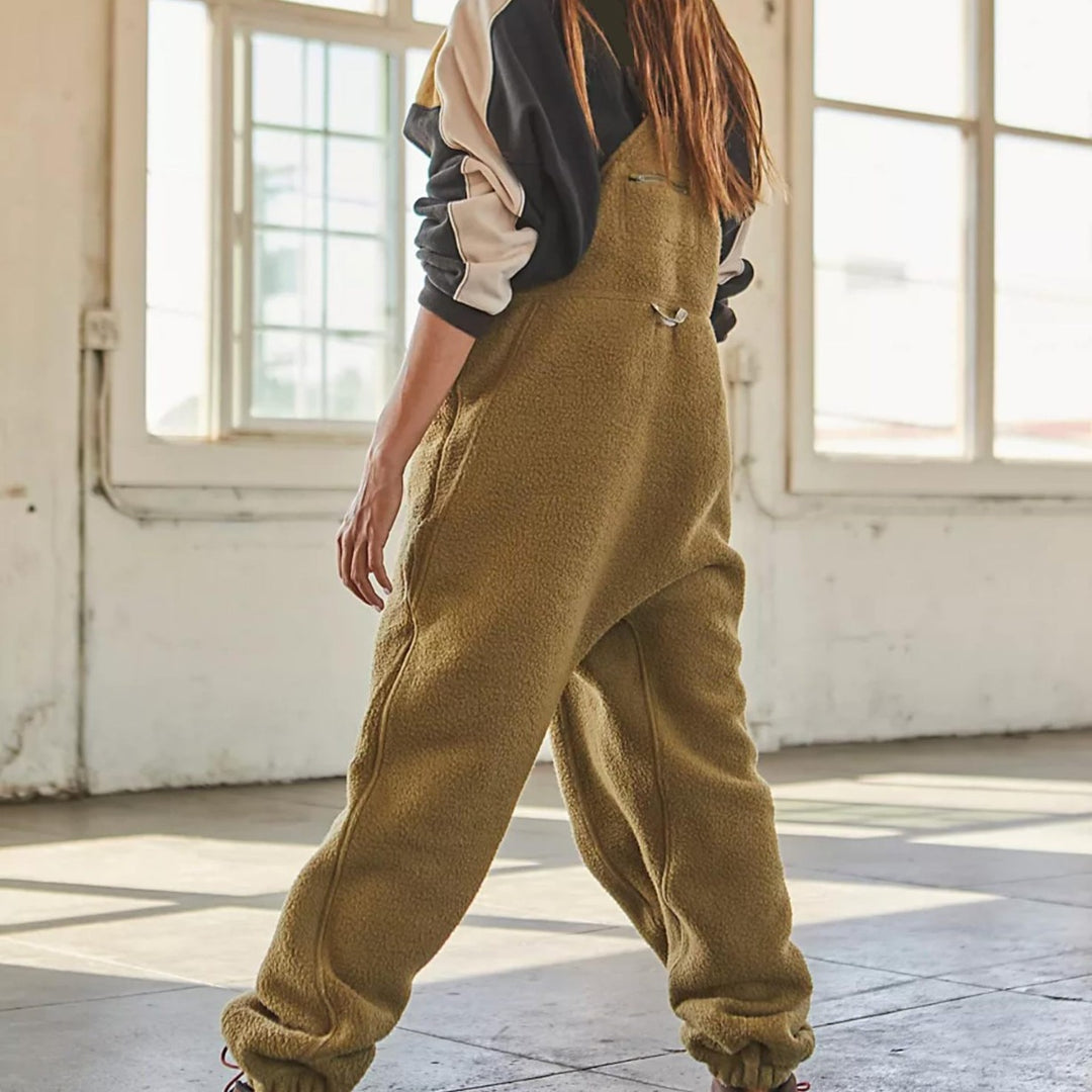 Femme Fleece Utility Latzhosen Drune