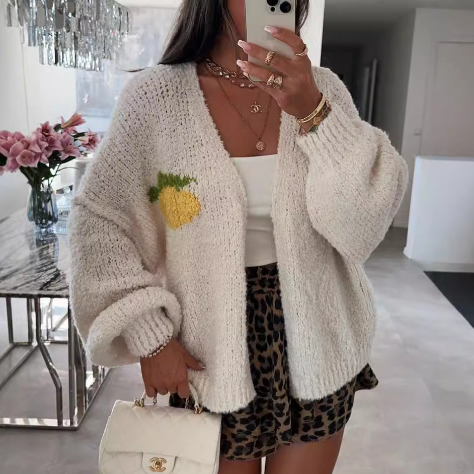Damen Strickjacke mit fröhlichem Ananas-Motiv und oversized Schnitt Drune