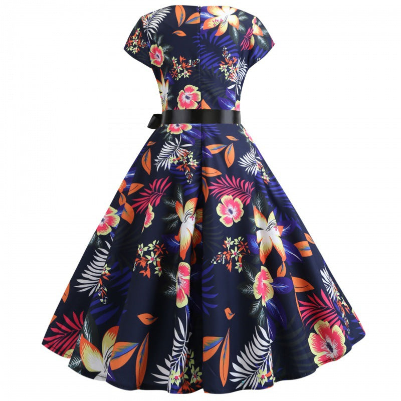 Damen Midi-Kleid mit floralem Design und schwingendem Rock Drune