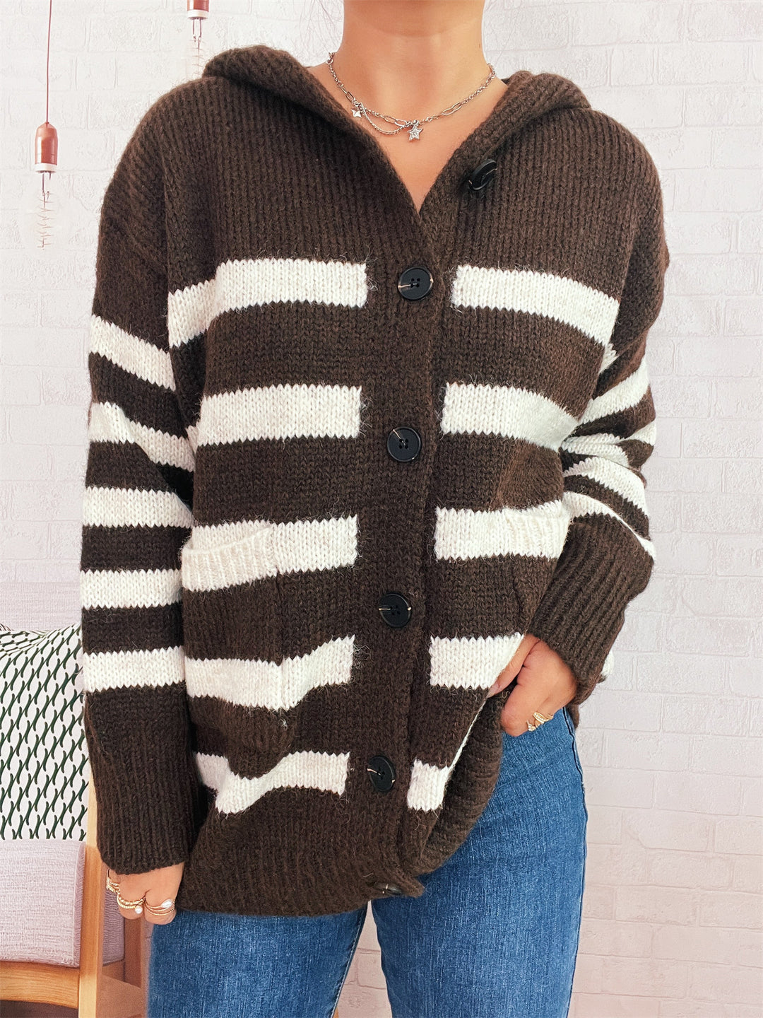 Damen lässiger Strickcardigan mit Kapuze und breiten Streifen Drune