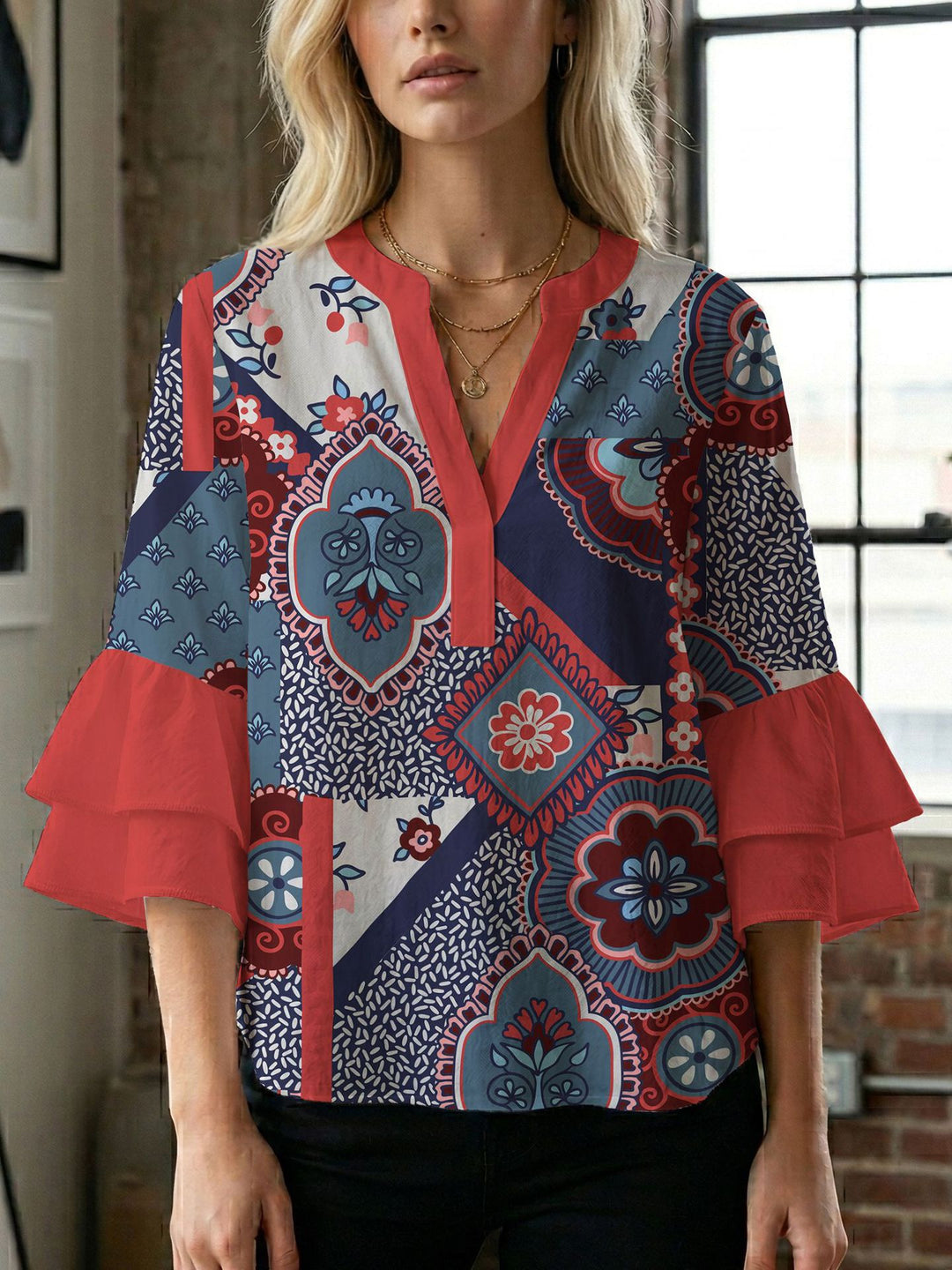 Damen Bluse mit wunderschönen floralem Design Drune