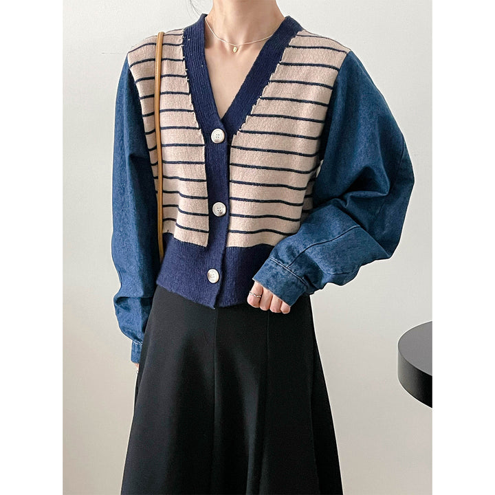 Damen modische Strickjacke mit modernen Streifen-Design und Raglanärmeln Drune