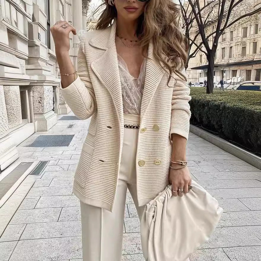 Drune | Damen Stilvolle Blazer mit klassischen Knopfdetails
