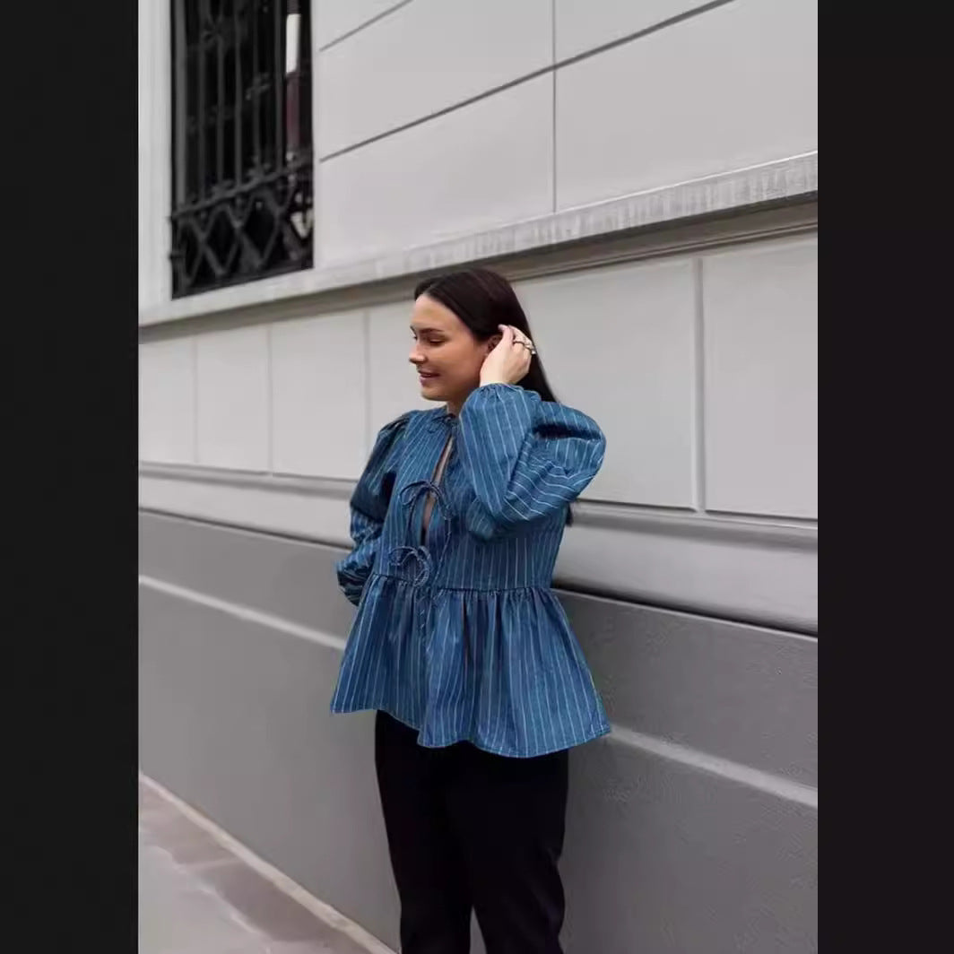 Damen modisches Denim-Oberteil mit taillierter Silhouette und Volant Drune