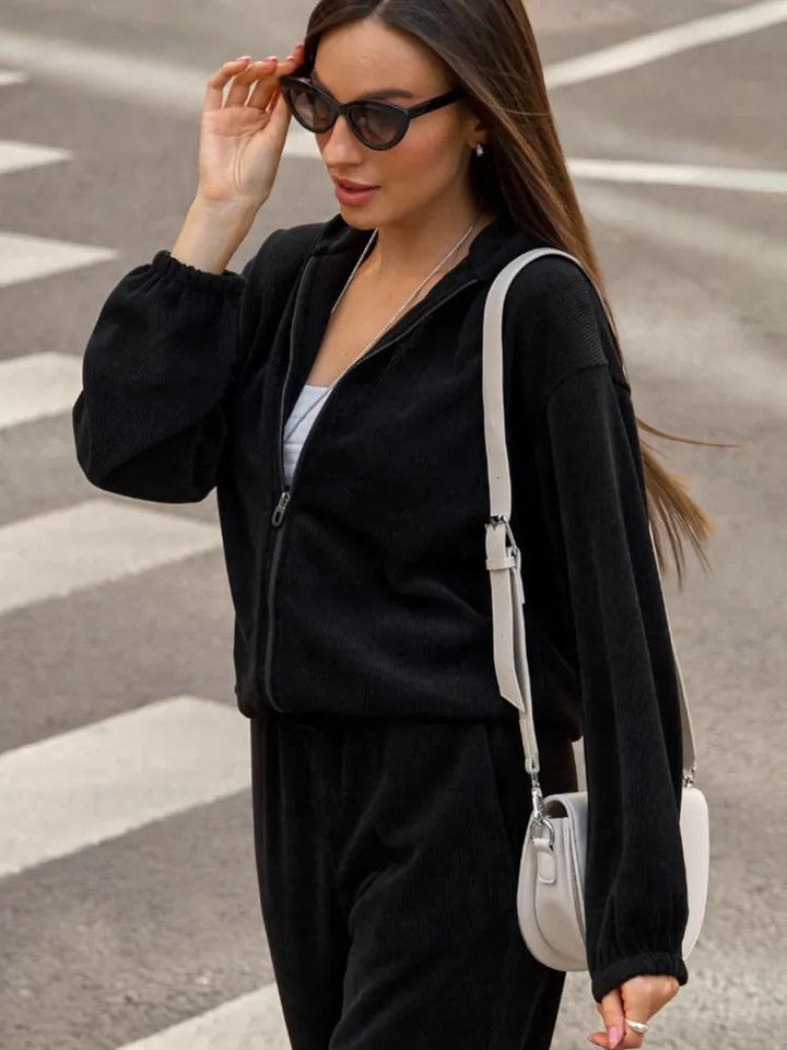 Damen gefütterter und cropped Hoodie mit hochwertigem Steppdesign Drune