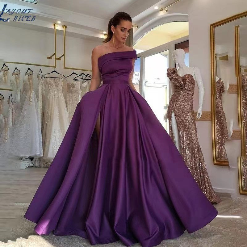 Damen Elegantes Maxikleid mit asymmetrischem Ausschnitt und hohem Beinschlitz Drune