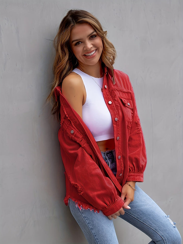 Damen oversized Jeansjacke mit fransigen Säumen und aufgesetzten Taschen Drune
