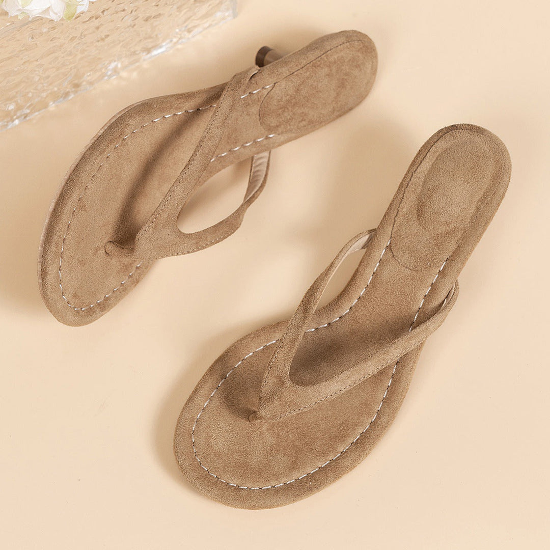 Damen elegante Zehentrenner-Sandalen mit geschwungenem Fersenriemen und komfortablem Fußbett Drune