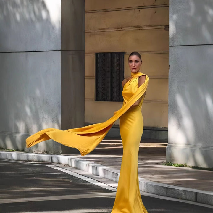 Damen Abendkleid mit asymmetrischem Schnitt und elegantem Stehkragen Drune