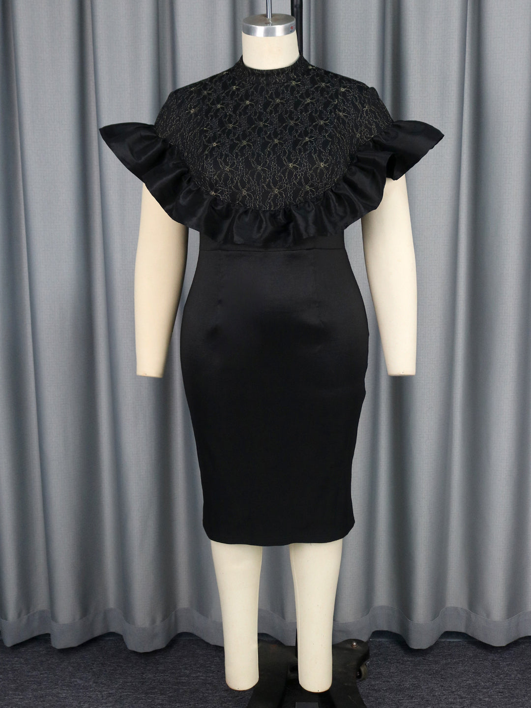 Damen Elegantes Kleid mit Spitzenoberteil und voluminösen Rüschen Drune