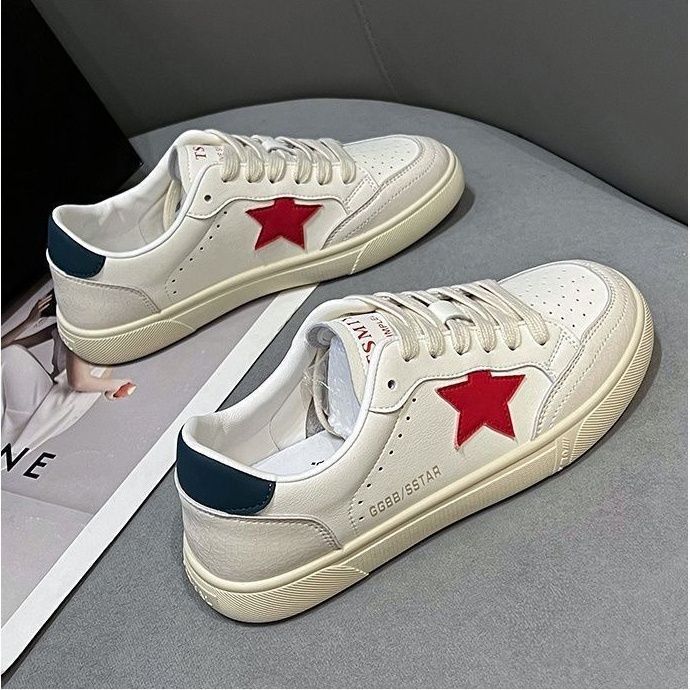 Damen Sneaker mit glitzerndem Sternenmotiv und flexiblem Sohlenprofil Drune