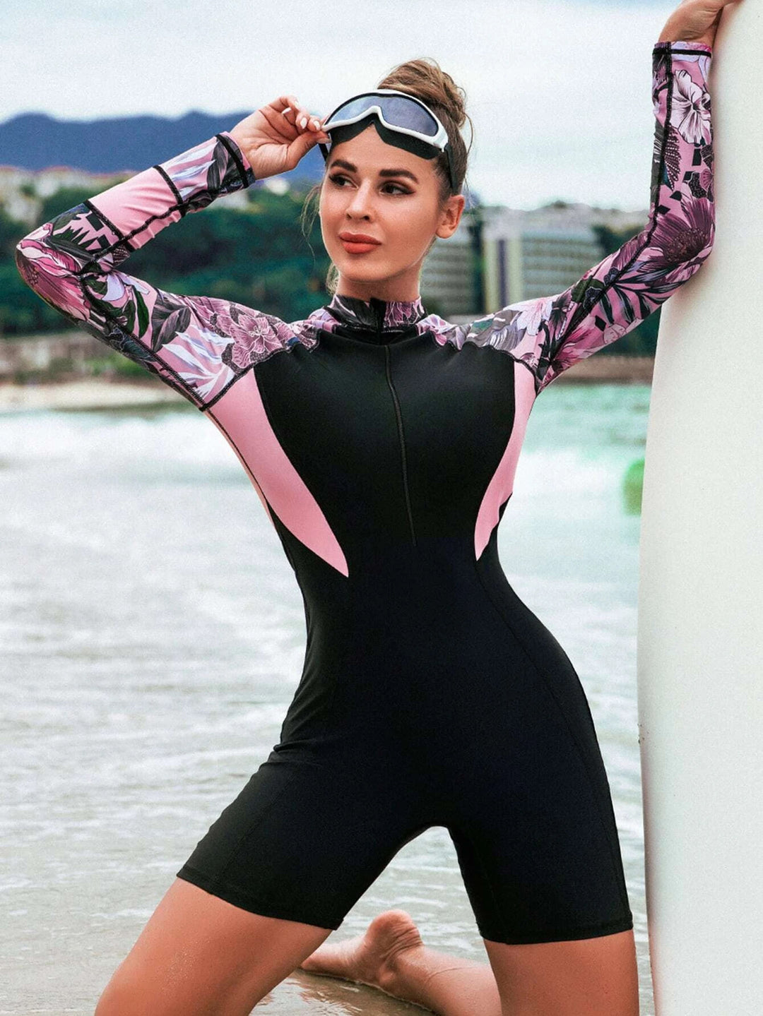 Damen Kurzarm-Surfanzug mit floralem Design und hohem UV-Schutz Drune