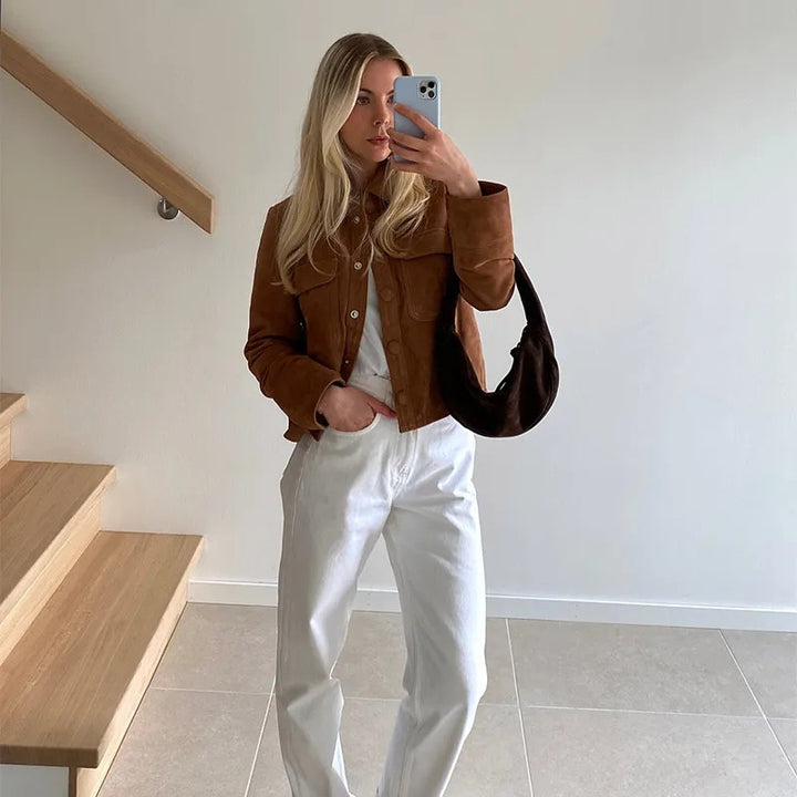 Damen klassische Wildlederjacke mit aufgesetzten Taschen und sportlichem Schnitt Drune
