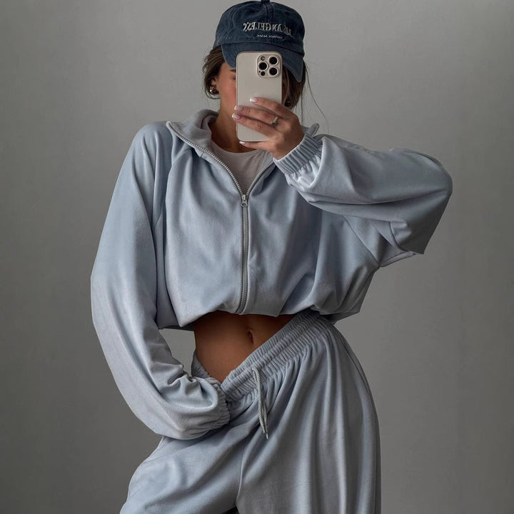 Damen sportlicher Fleece-Jogginganzug mit praktischen Taschen und hohem Kragen Drune