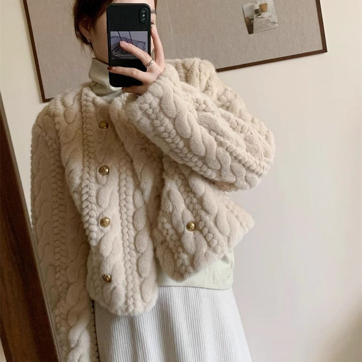Damen Flauschige Strickjacke mit Goldknopfdetails Drune