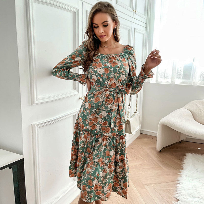 Damen Maxikleid mit floralen Rüschendetails und elegantem Bindeband Drune