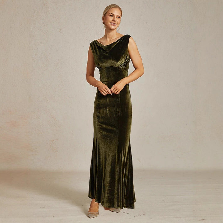 Damen Maxikleid aus samtigem Material mit elegantem Carmen-Ausschnitt Drune