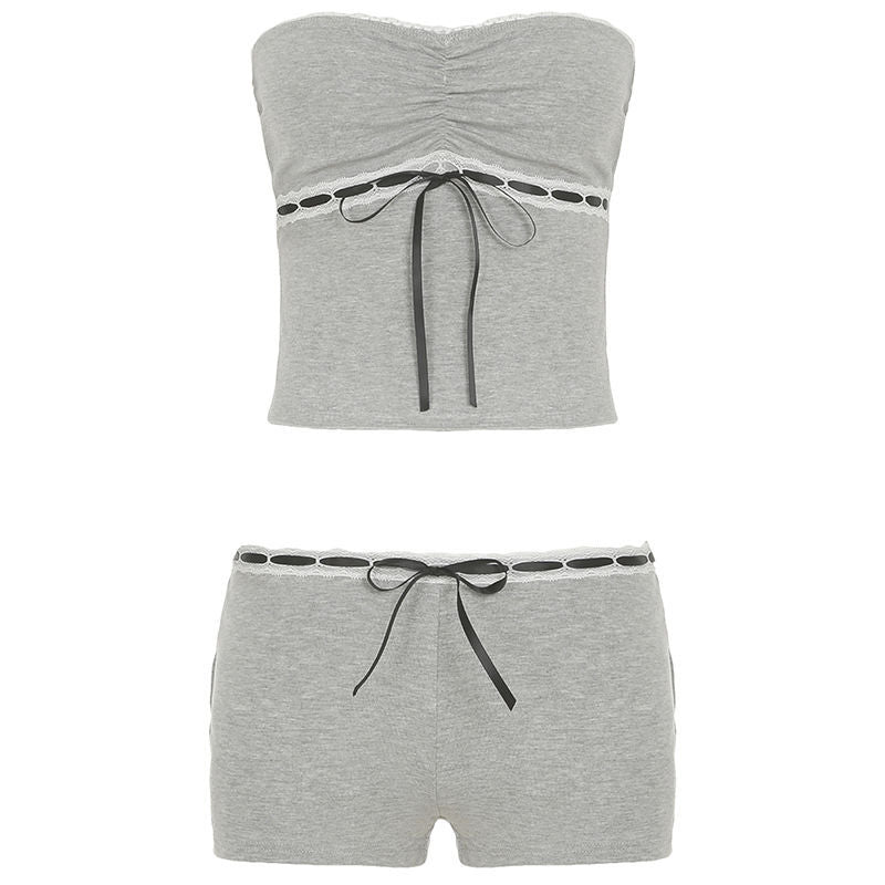 Damen Schlaf-Set mit elegantem Spitzendetail und floralem Muster Drune