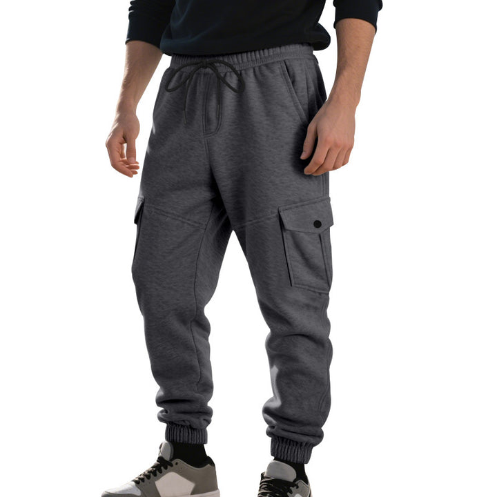 Herren nan urban-militärische Cargo-Jogginghose mit knieabgesteppten Einsätzen, seitlichen Klappentaschen und gerippten Beinabschlüssen Drune