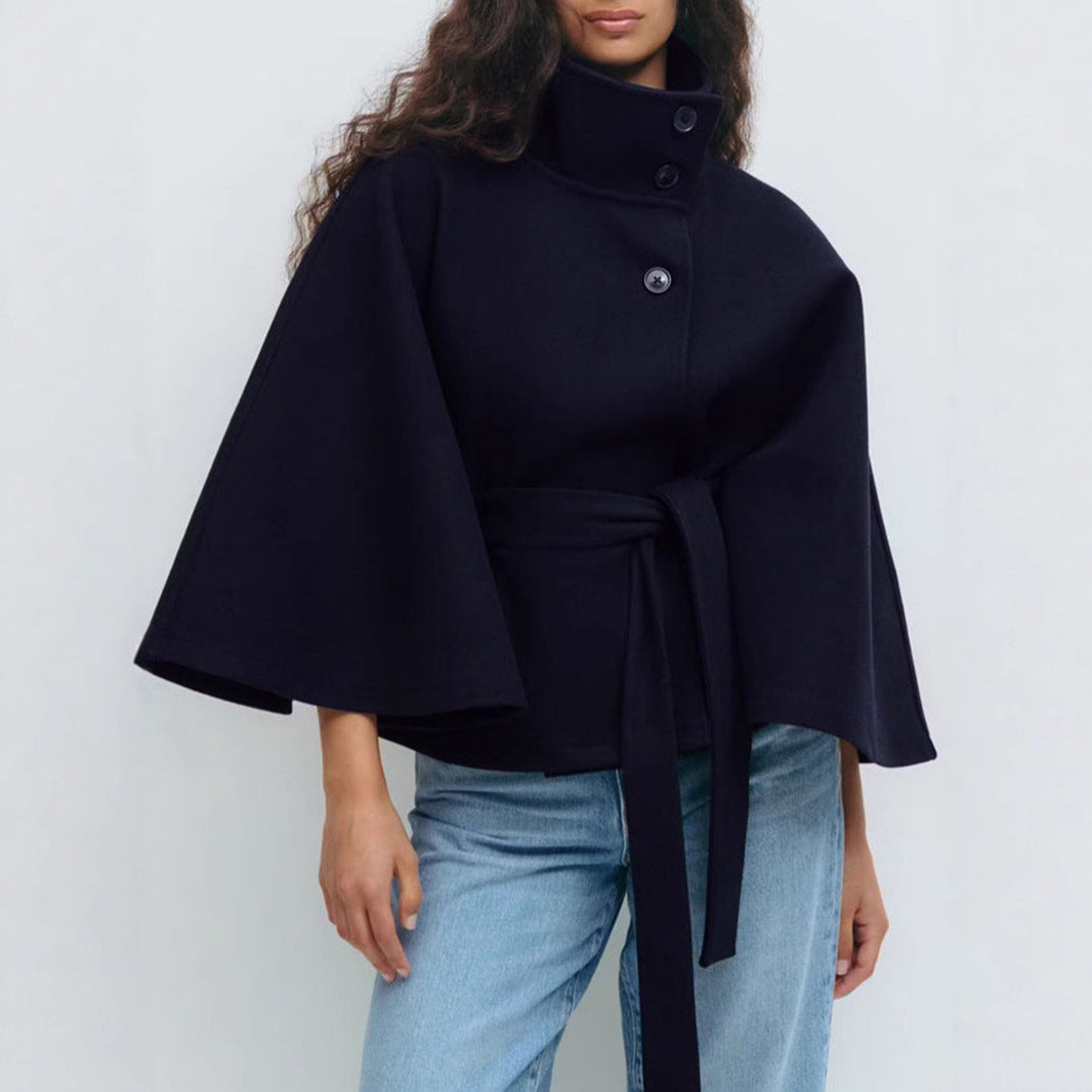 Damen stylische Umhangjacke mit hohem Kragen und Gürtel Drune