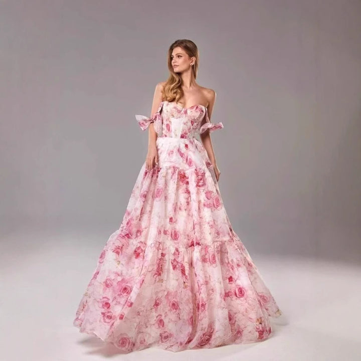 Damen Elegantes Maxikleid mit floralen Details und Rüschenträgern Drune