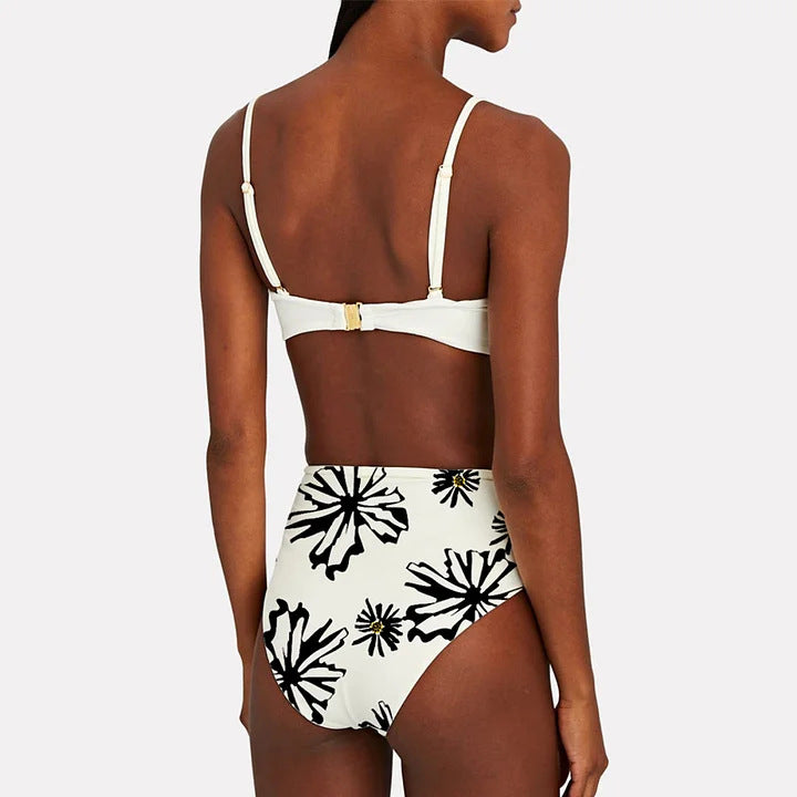 Damen Bikiniset mit besonderem Blumendekor und langem Wickelrock Drune